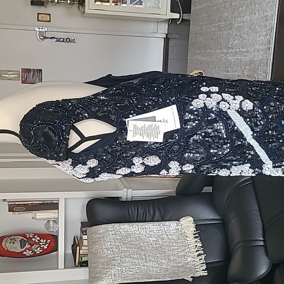 THEIA Sequined Evening Gown - Picture 10 of 12